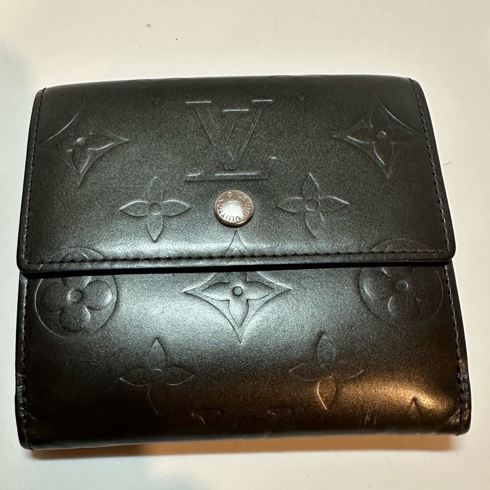 Louis Vuitton Elise Bifold Wallet
